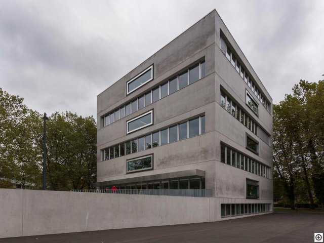 HR8_3630.jpg
